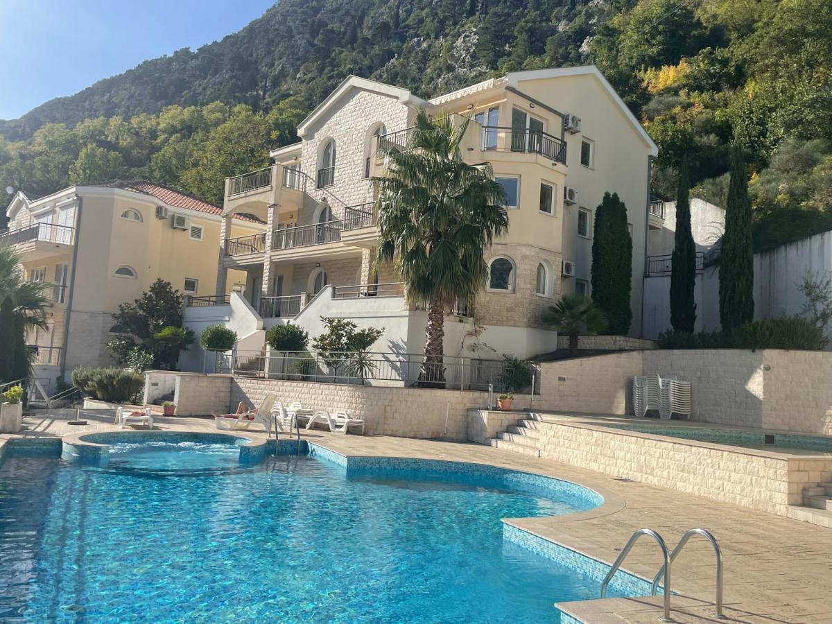 Stunning View To Kotor Bay And Old Town - C2 Vista Appartement Muo Buitenkant foto